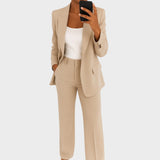 Sara - Odijelo koje podiže samopouzdanje